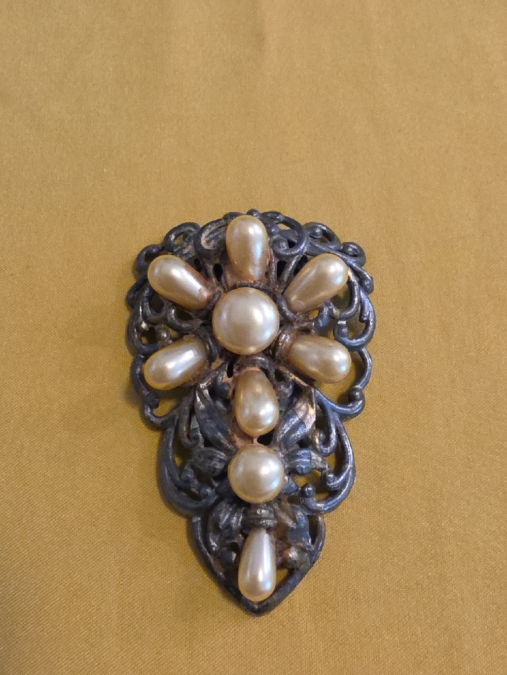 Art Deco Dress or Fur Clip Produced by the Little Nemo Jewelry Company